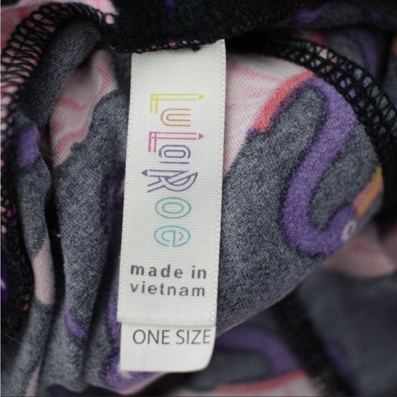 LuLaRoe leggings. In a design with Pink & Purple Flamingos in pink tutus.Sz 2-12 - Picture 3 of 4